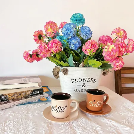شقة Cozy Fairytal Garden Apartment, Family Friendly, Free Parking, 15 Min To Airport *