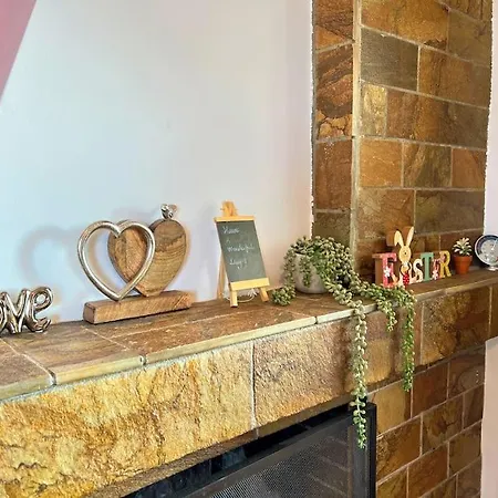 Cozy Fairytal Garden Apartment, Family Friendly, Free Parking, 15 Min To Airport